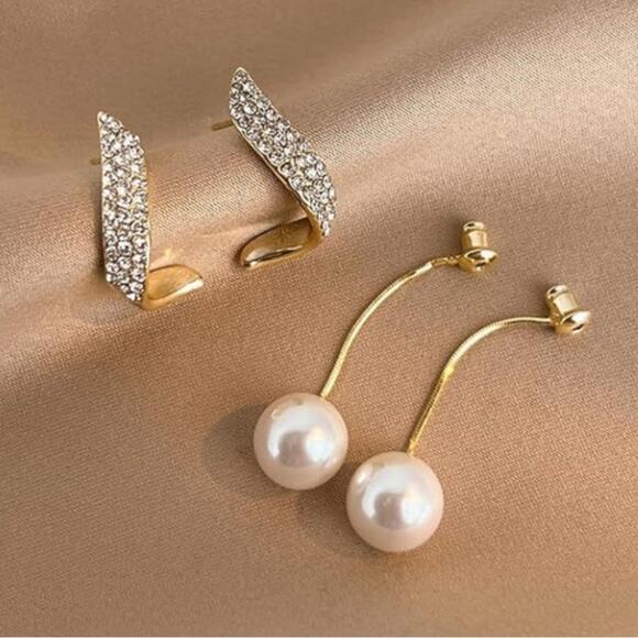 Pearl and Rhinestone Earring Jacket - Picture 4 of 4